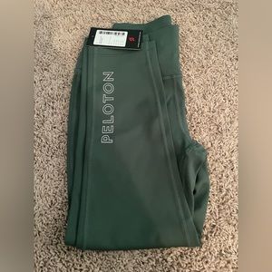 Peloton Move Capri Leggings
